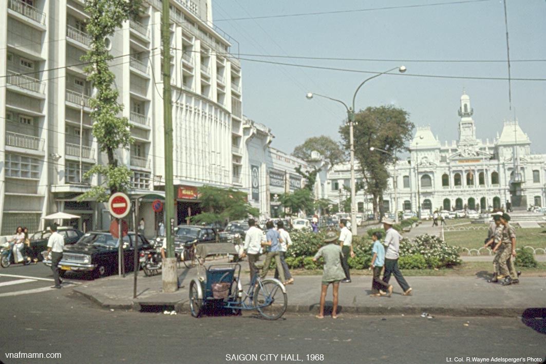 http://www.vnafmamn.com/saigon_photo/Saigon_Old50.jpg