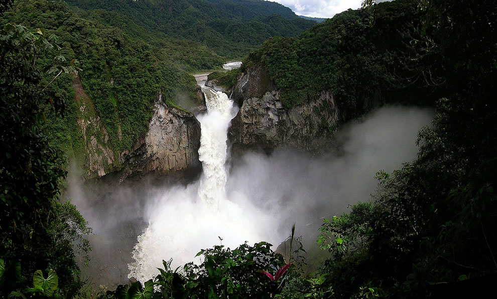 The San Rafael Falls - Amazon jungle